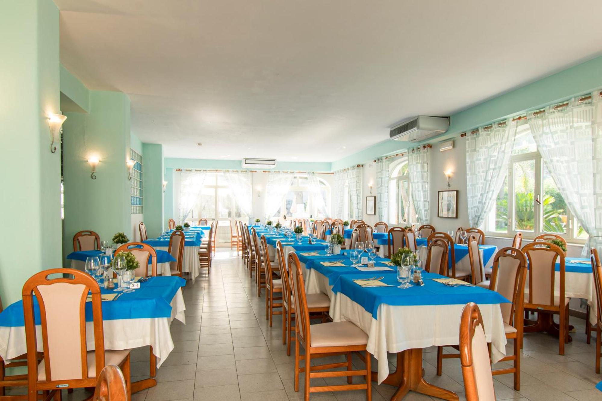 Victoria Park Resort Искья Экстерьер фото