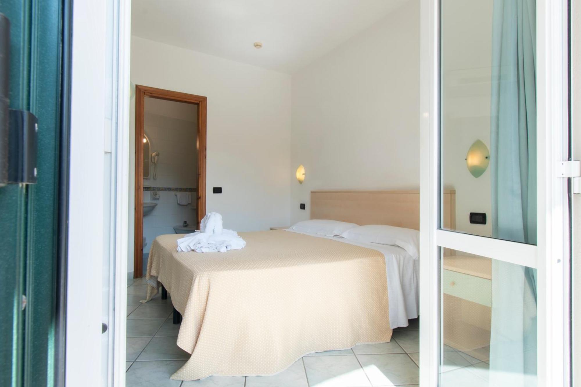Victoria Park Resort Искья Экстерьер фото