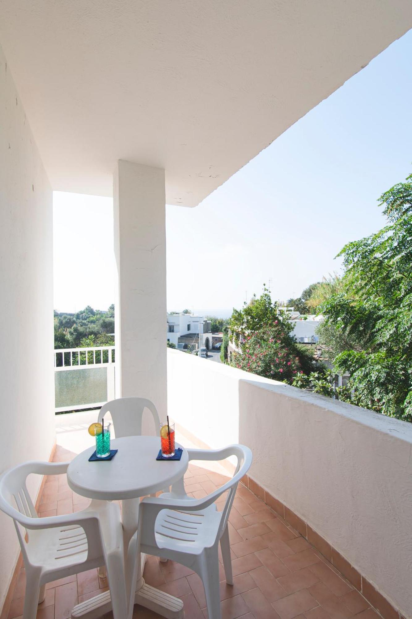 Victoria Park Resort Искья Экстерьер фото